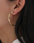 Caprice Paris - Wholesale Hoop Earrings - Séréna Twisted Creoles Gold | Handmade in France