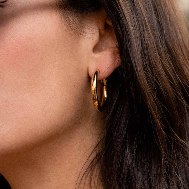 Caprice Paris - Wholesale Hoop Earrings - Désirée Gold lightweight tube earrings | Handmade in France