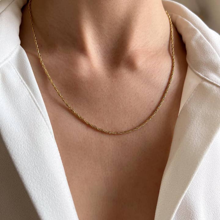 Victoire Collection - Wholesale Link & Chain Necklace - Gold stainless steel twisted chain necklace2