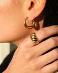 Caprice Paris - Wholesale Hoop Earrings - Junon Gold Small Hoops | Handmade jewelry in France