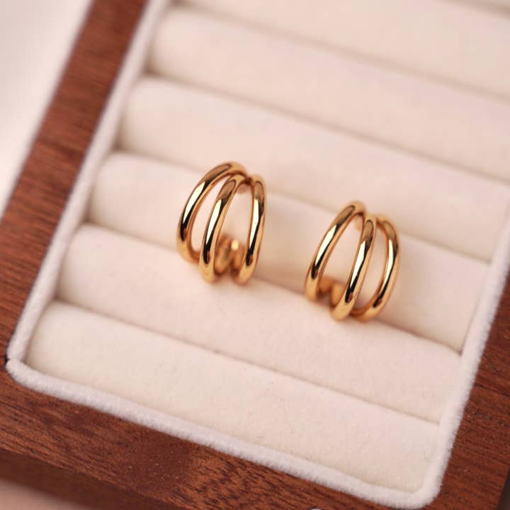 Victoire Collection - Wholesale Stud/Post Earrings - Stainless steel triple hoop earrings2